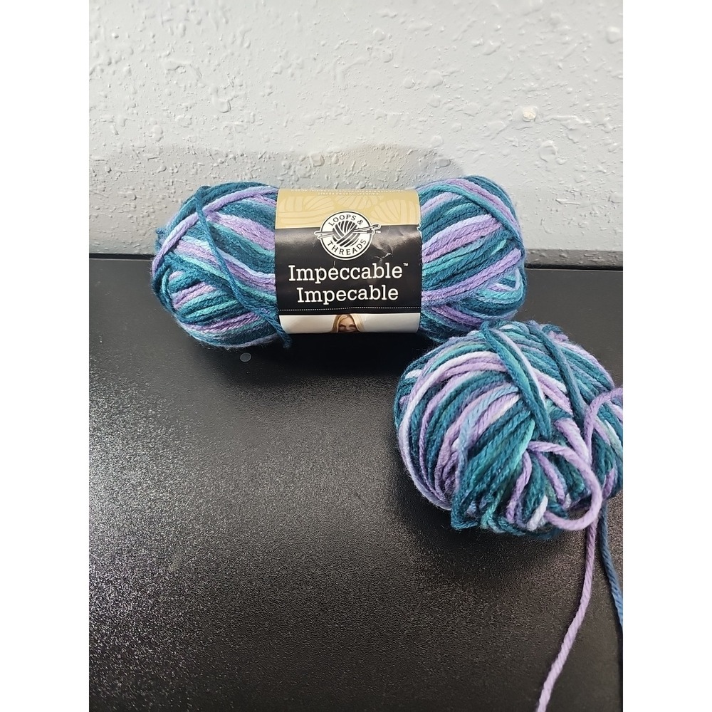 Loops & Threads IMPECCABLE Yarn LUXURY #02007 Green‎ Lavender, 3.5 oz.
